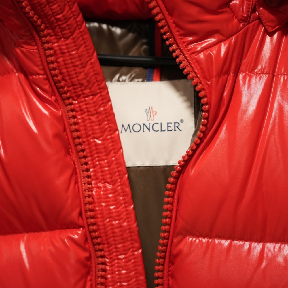 Red Moncler Maya - Picture 6 of 10